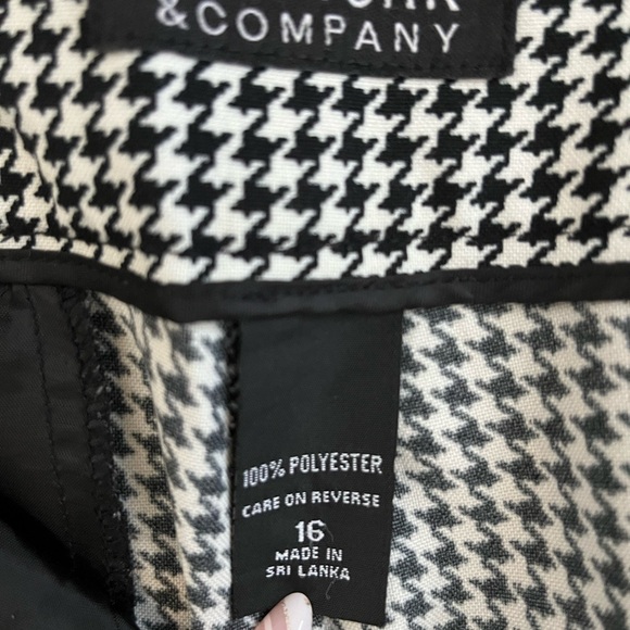 Ladies NY & Company Dress Pants Size 16 (Cart G-112) - Picture 4 of 5